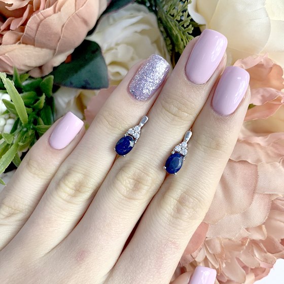 Серебряные серьги с сапфиром