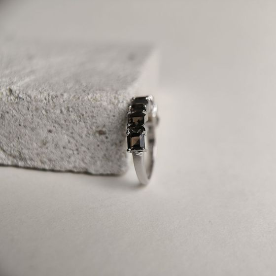 Серебряное кольцо с раухтопазом (дымчатым кварцем) 1.983ct