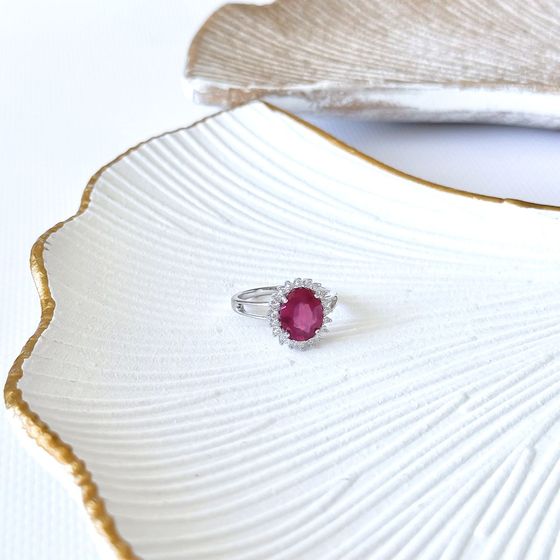 Серебряное кольцо с рубином 4.043ct, фианитами