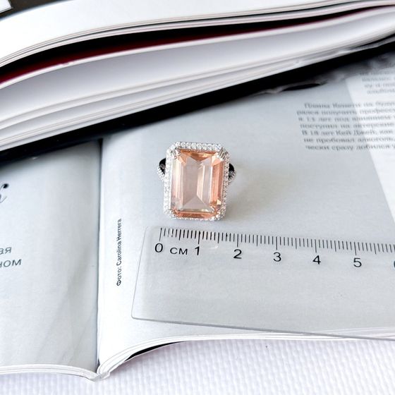 Серебряное кольцо с морганитом nano 13.12ct, фианитами