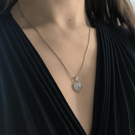 Серебряная подвеска с фианитами