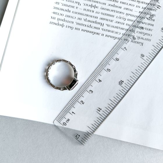 Серебряное кольцо с гранатом 1.792ct