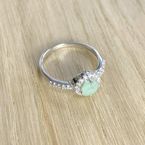 Серебряное кольцо с изумрудом 0.932ct