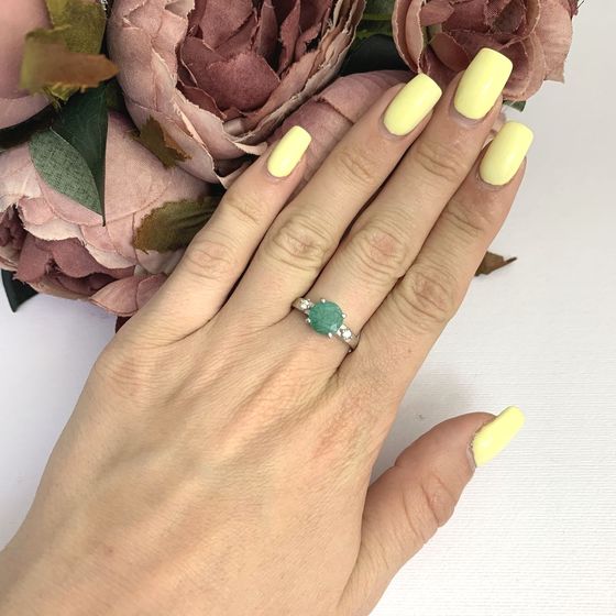 Серебряное кольцо с изумрудом 2.074ct