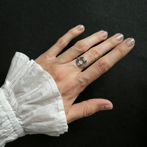 Серебряное кольцо с фианитами