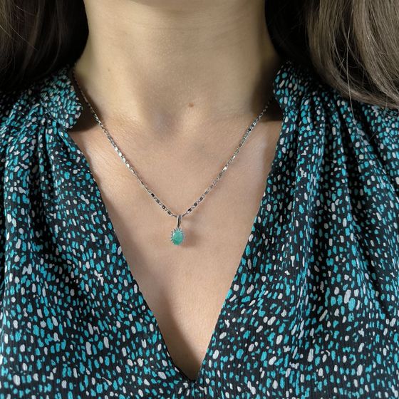 Серебряная подвеска с изумрудом, фианитами