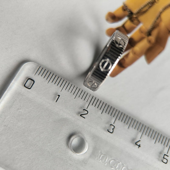 Серебряное кольцо без камней