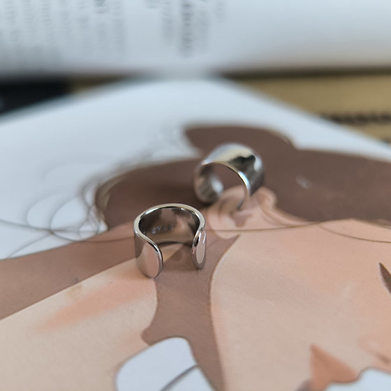 Серебряные серьги без камней