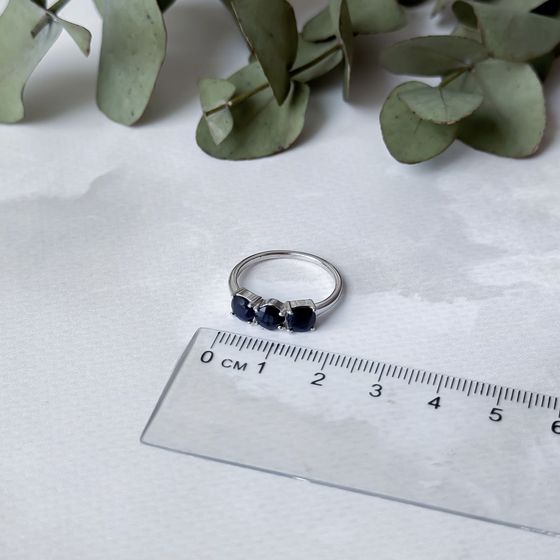 Серебряное кольцо с сапфиром 2.133ct