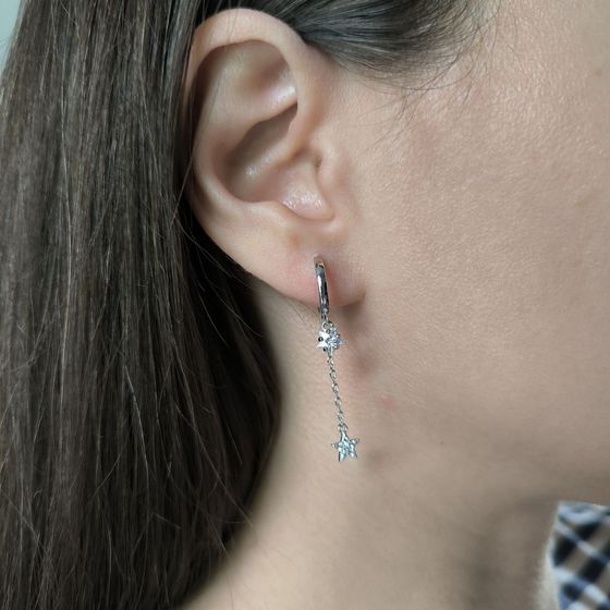 Серебряные серьги с фианитами