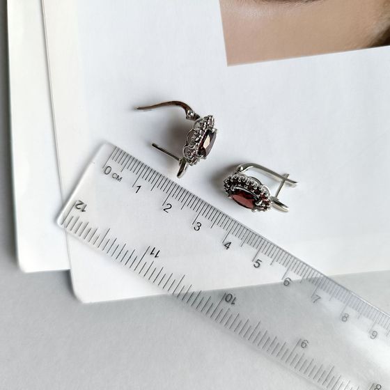 Серебряные серьги с гранатом 5.67ct