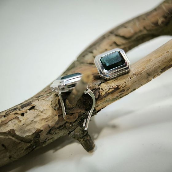 Серебряные серьги с топазом Лондон Блю 5.963ct