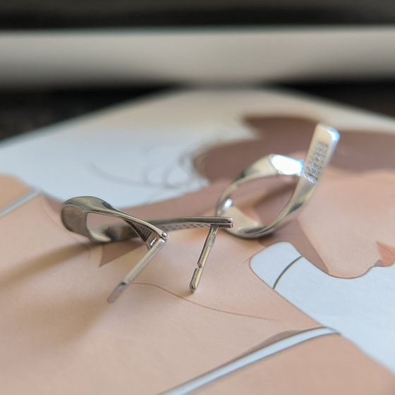 Серебряные серьги с фианитами