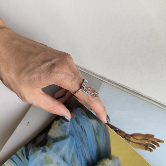 Серебряное кольцо с фианитами