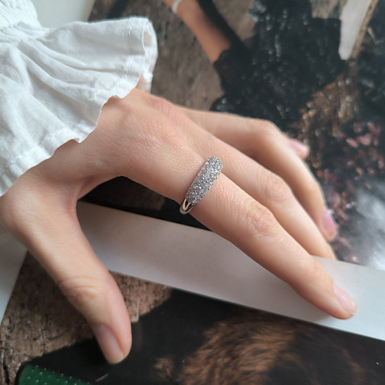 Серебряное кольцо с фианитами