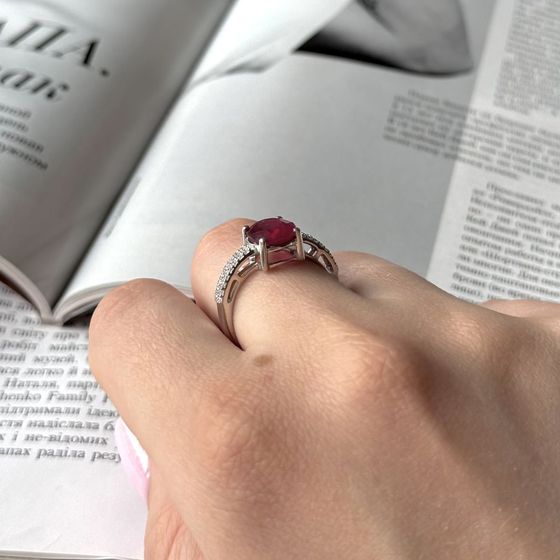 Серебряное кольцо с рубином 3.471ct