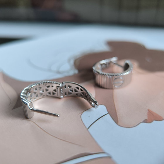 Серебряные серьги без камней