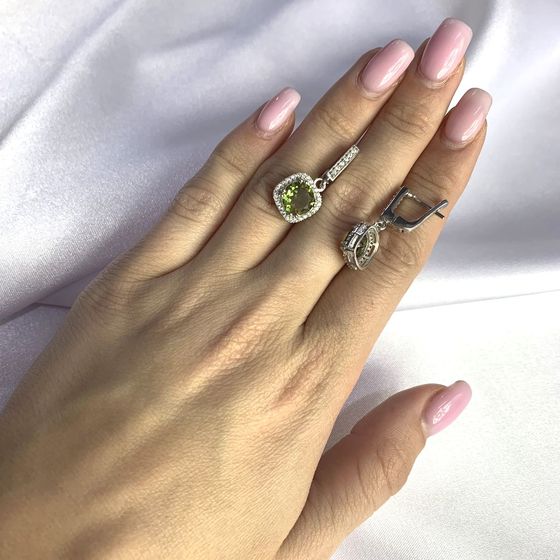 Серебряные серьги с султанитом 4.5ct