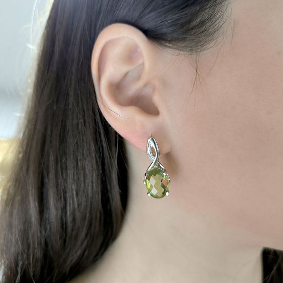 Серебряные серьги с хризолітом 12.975ct, фианитами