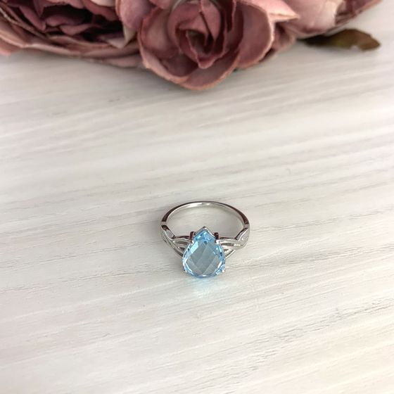 Серебряное кольцо с топазом 8.05ct