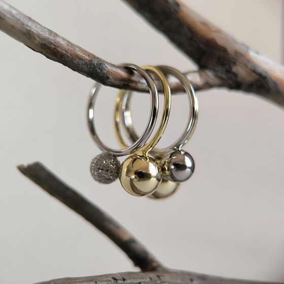 Серебряное кольцо с фианитами