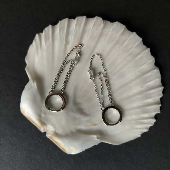 Серебряные серьги с фианитами