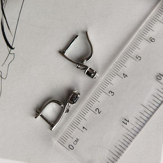 Серебряные серьги с гранатом 2.001ct