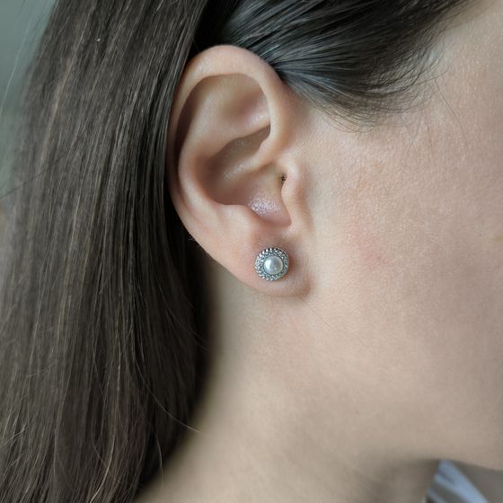 Серебряные серьги с жемчугом, фианитами