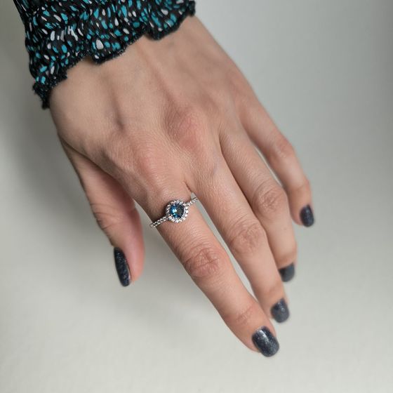 Серебряное кольцо с мистик топазом 0.757ct