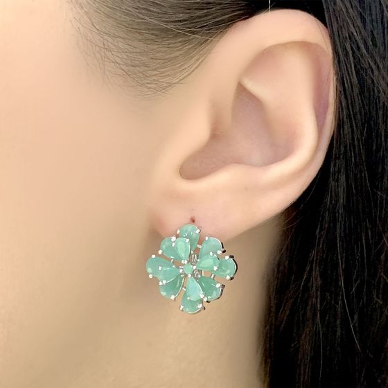 Серебряные серьги с изумрудом