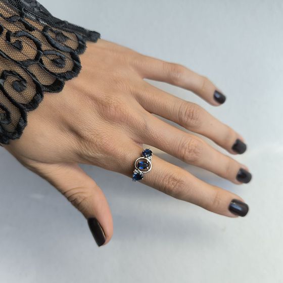 Серебряное кольцо с сапфиром nano 1.05ct