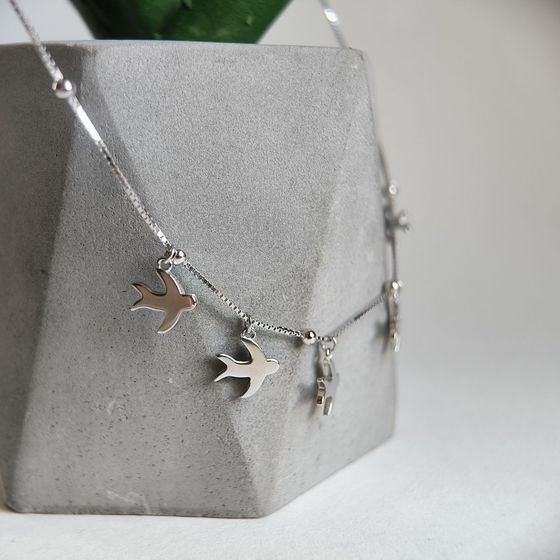 Серебряное колье без камней