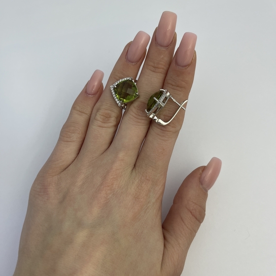 Серебряные серьги с султанитом 12.462ct