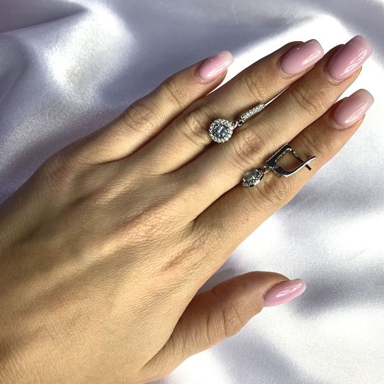 Серебряные серьги с топазом 1.784ct