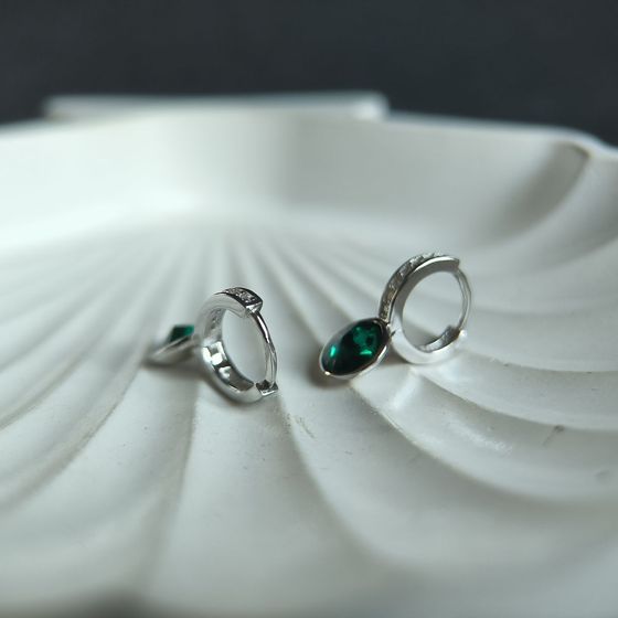 Серебряные серьги с фианитами