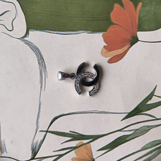 Серебряная подвеска с фианитами 0.12ct