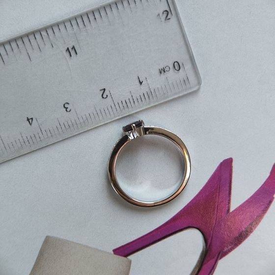 Серебряное кольцо с гранатом 0.798ct