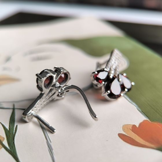 Серебряные серьги с гранатом 8.463ct