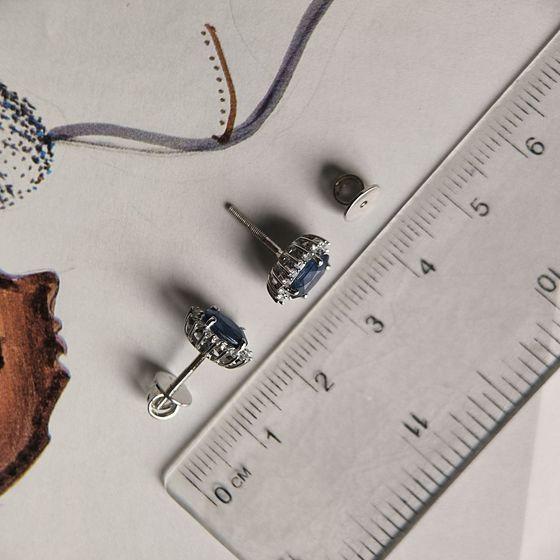 Серебряные серьги с сапфиром 2.342ct, фианитами