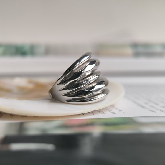 Серебряное кольцо без камней