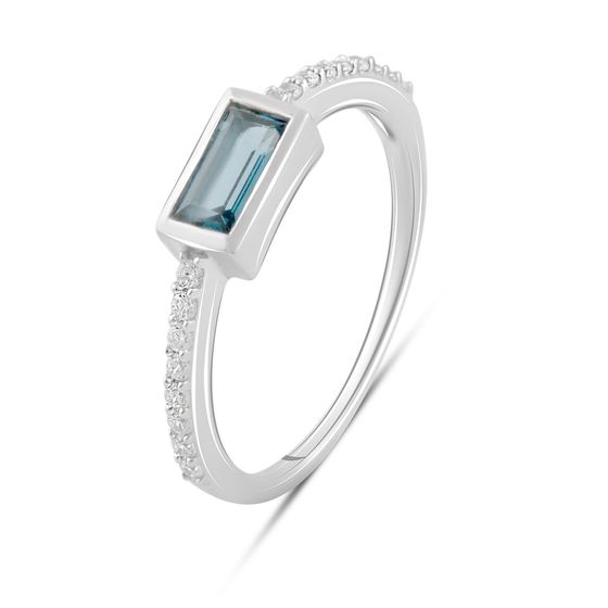 Серебряное кольцо с топазом Лондон Блю 0.585ct