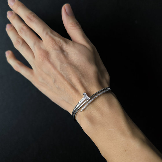 Серебряный браслет с фианитами