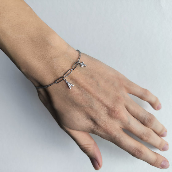 Серебряный браслет с фианитами