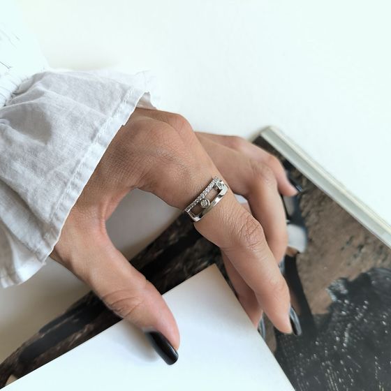 Серебряное кольцо с фианитами