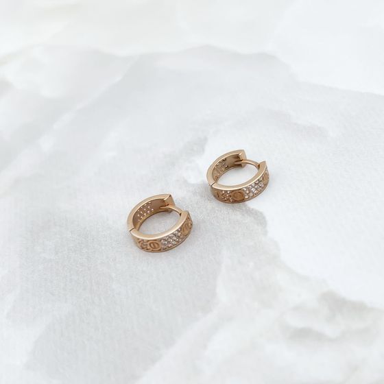 Золотые серьги с фианитами 0.84ct