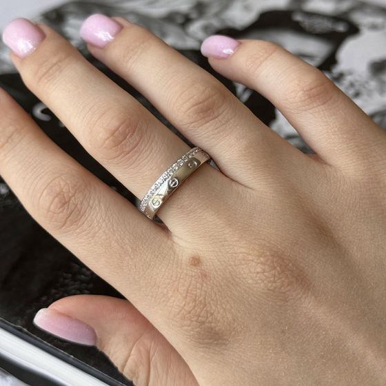 Серебряное кольцо с фианитами