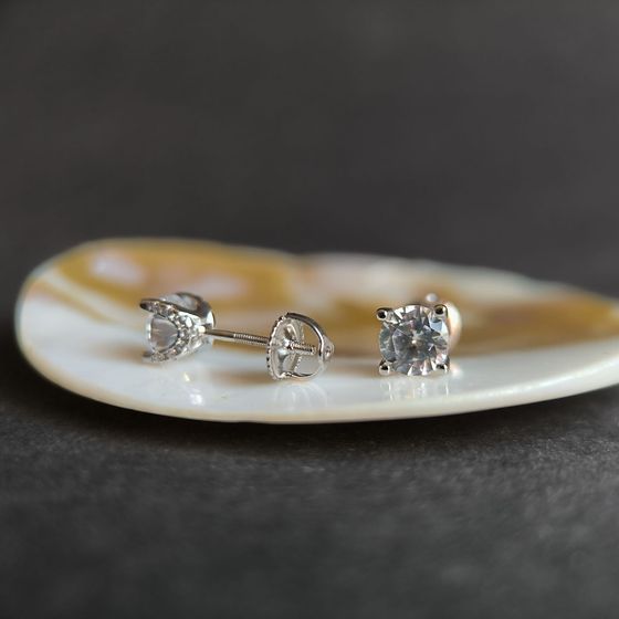 Серебряные серьги с фианитами