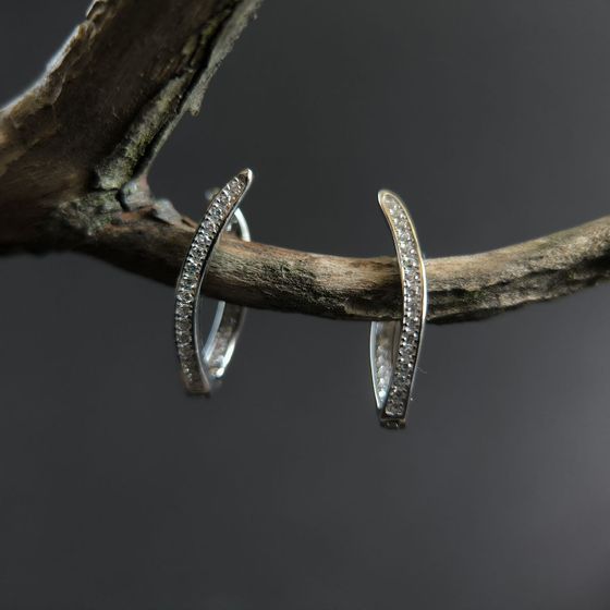 Серебряные серьги с фианитами