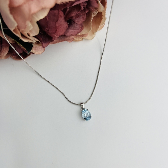 Серебряная подвеска с топазом 1.48ct
