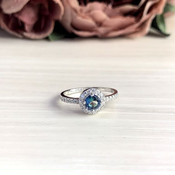 Серебряное кольцо с мистик топазом 0.757ct